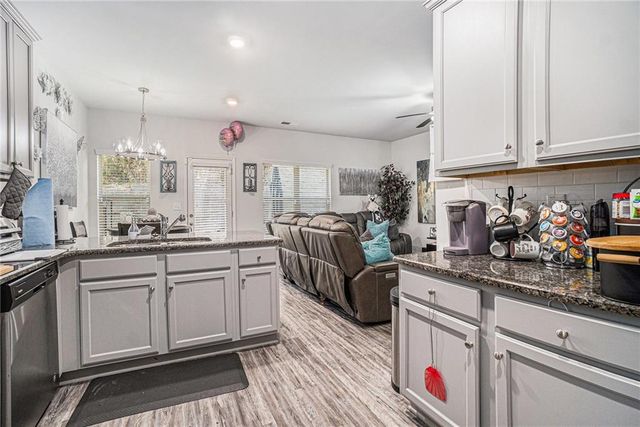 7224 Kings Cove 10, Austell, GA 30168