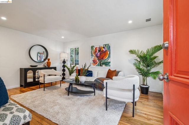 1009 Everett St, El Cerrito, CA 94530