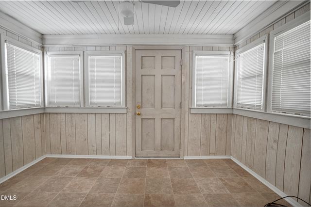 617 Monroe Drive, Raleigh, NC 27604