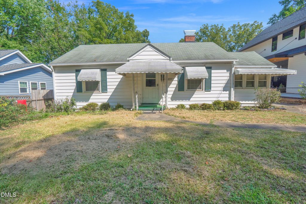 617 Monroe Drive, Raleigh, NC 27604