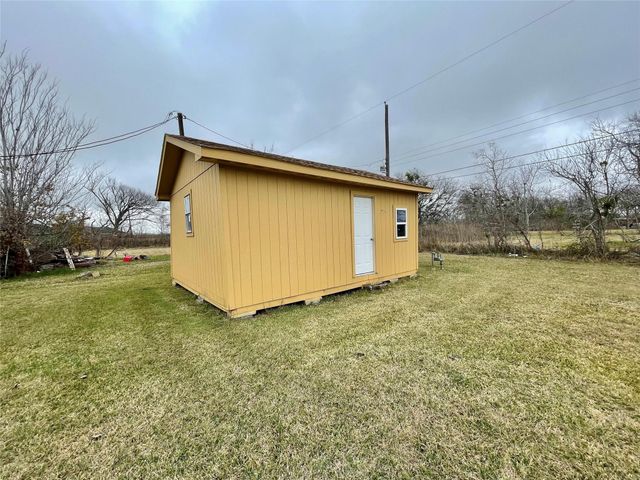 222 S Avenue G, Freeport, TX 77541