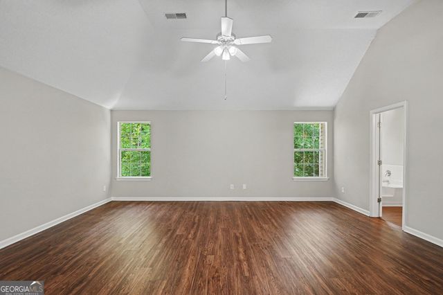 129 Kentwood Springs Drive, Hampton, GA 30228