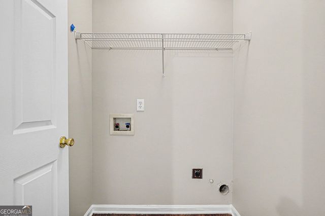 129 Kentwood Springs Drive, Hampton, GA 30228