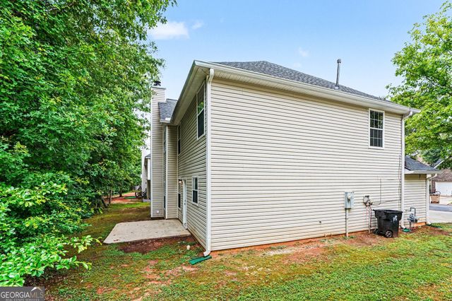 129 Kentwood Springs Drive, Hampton, GA 30228
