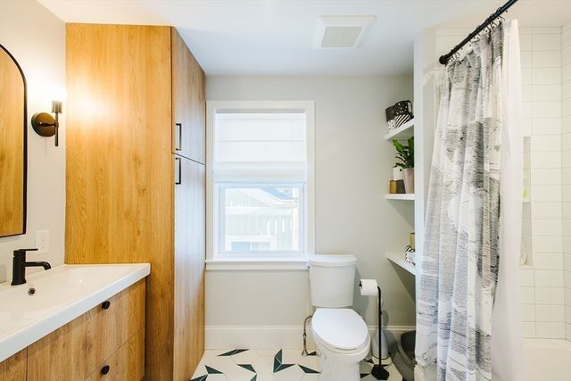 10 Ware St 10, Somerville, MA 02144