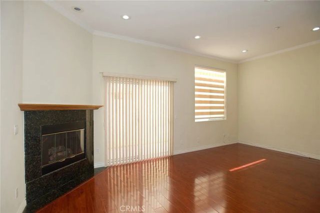 2345 Montrose Avenue 5, Montrose, CA 91020