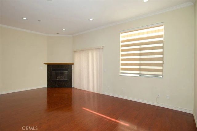 2345 Montrose Avenue 5, Montrose, CA 91020