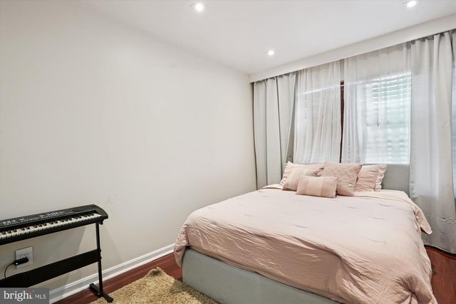 7410 LANGHOLM WAY, Manassas, VA 20109