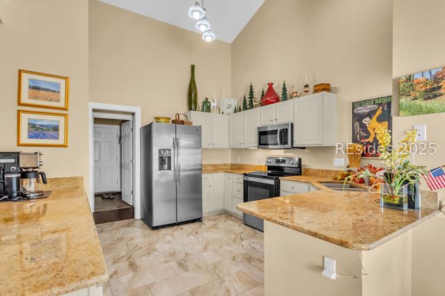 27 Muirfield Dr, Bluffton, SC 29909