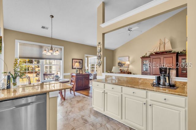 27 Muirfield Dr, Bluffton, SC 29909