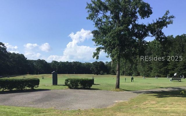 27 Muirfield Dr, Bluffton, SC 29909