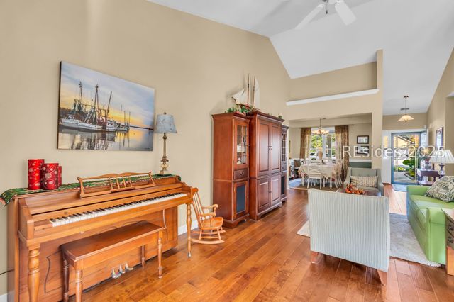 27 Muirfield Dr, Bluffton, SC 29909