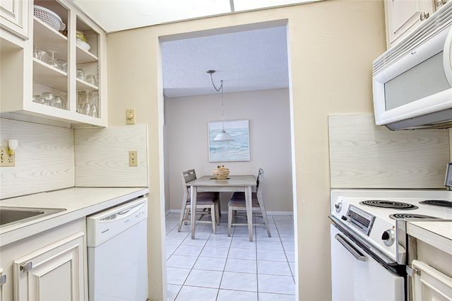 111 Briny Avenue 2312, Pompano Beach, FL 33062