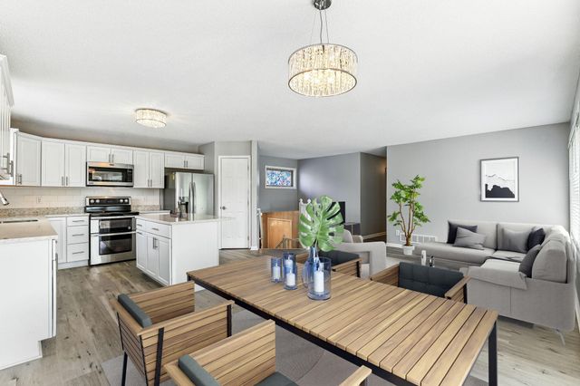 9455 Jarrod Avenue S, Cottage Grove, MN 55016