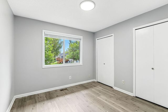 9455 Jarrod Avenue S, Cottage Grove, MN 55016