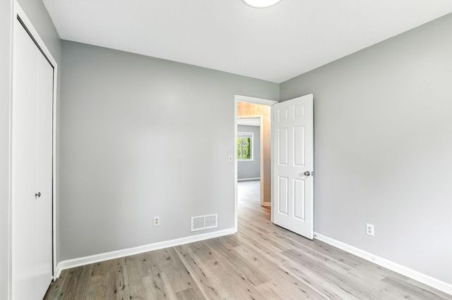 9455 Jarrod Avenue S, Cottage Grove, MN 55016