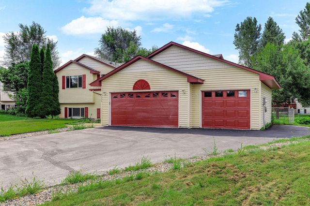 9455 Jarrod Avenue S, Cottage Grove, MN 55016