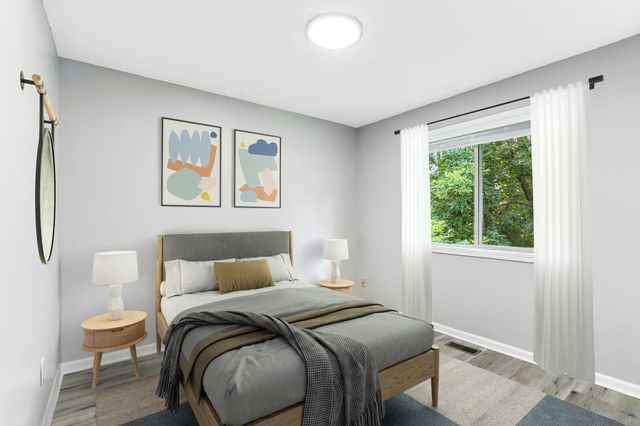 9455 Jarrod Avenue S, Cottage Grove, MN 55016