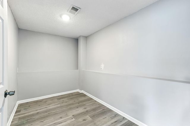 9455 Jarrod Avenue S, Cottage Grove, MN 55016