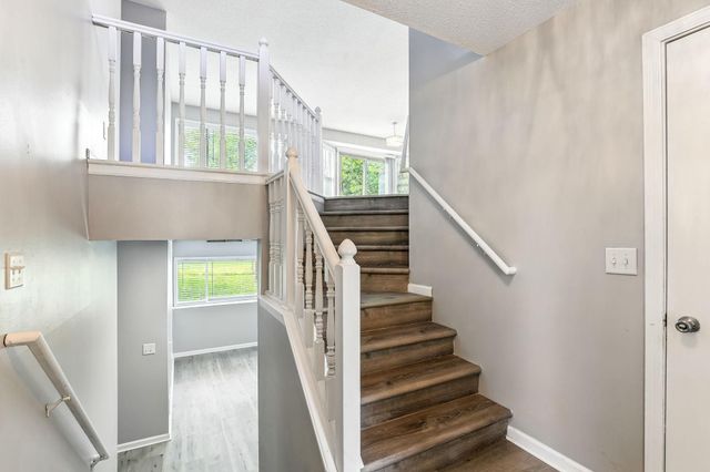 9455 Jarrod Avenue S, Cottage Grove, MN 55016