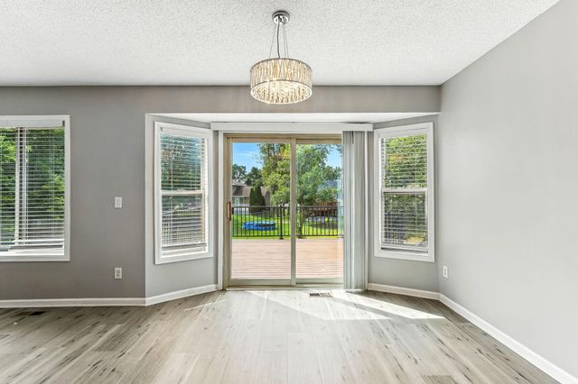 9455 Jarrod Avenue S, Cottage Grove, MN 55016