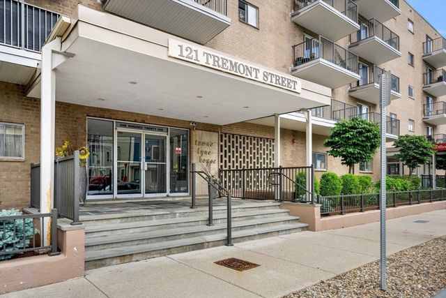 121 Tremont St 316, Boston, MA 02135
