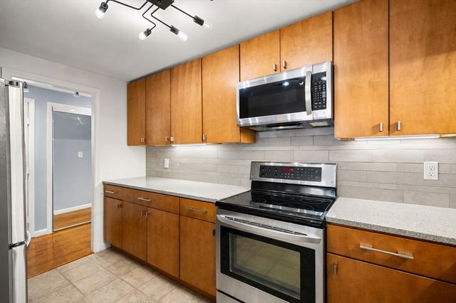 121 Tremont St 316, Boston, MA 02135