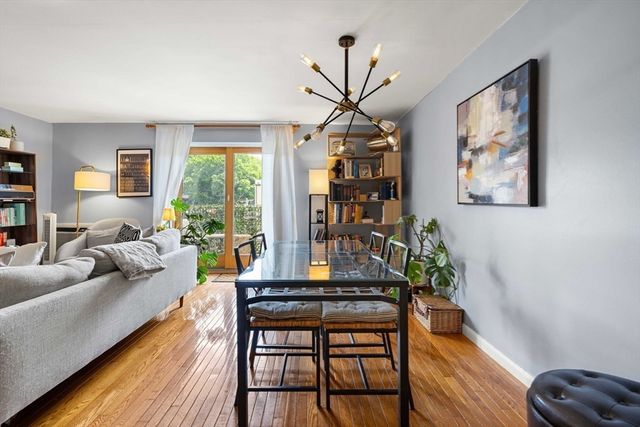 121 Tremont St 316, Boston, MA 02135