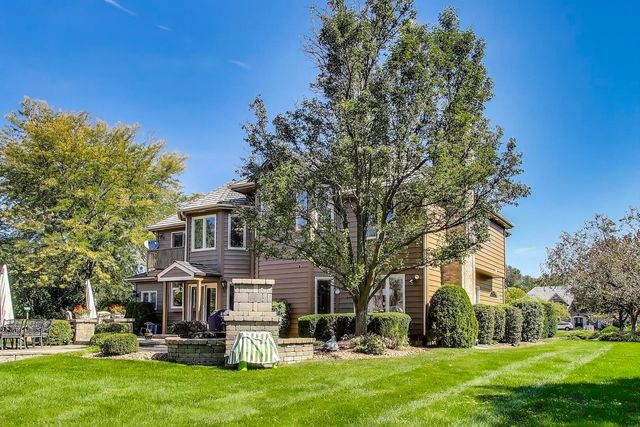 20812 N Swansway, Deer Park, IL 60010