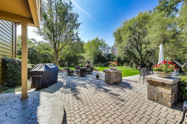 20812 N Swansway, Deer Park, IL 60010