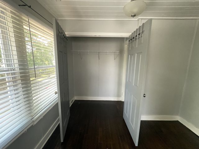 1212 Berry St, Old Hickory, TN 37138