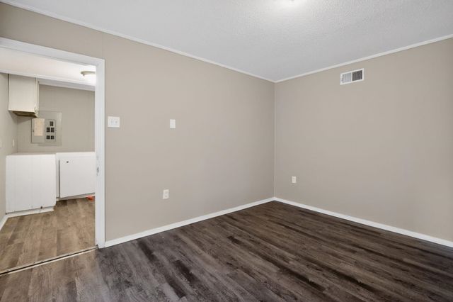 5267 BROKEN OAK DR, Memphis, TN 38127