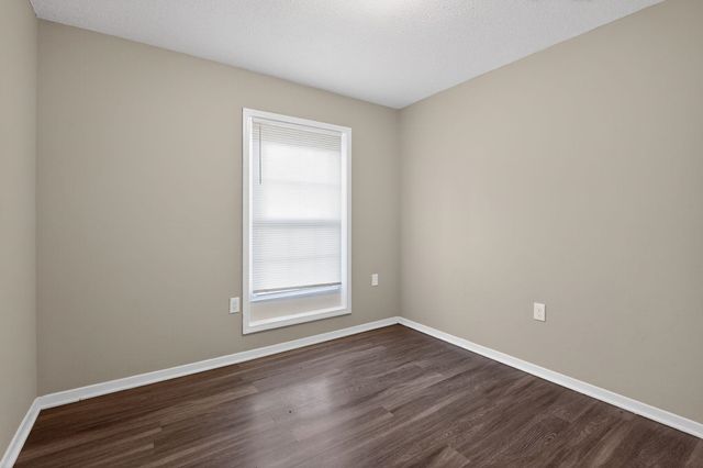 5267 BROKEN OAK DR, Memphis, TN 38127