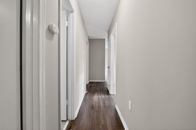 5267 BROKEN OAK DR, Memphis, TN 38127