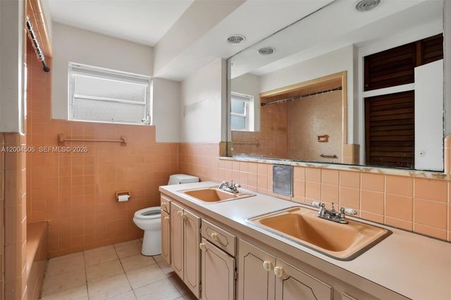 4201 Mckinley St, Hollywood, FL 33021