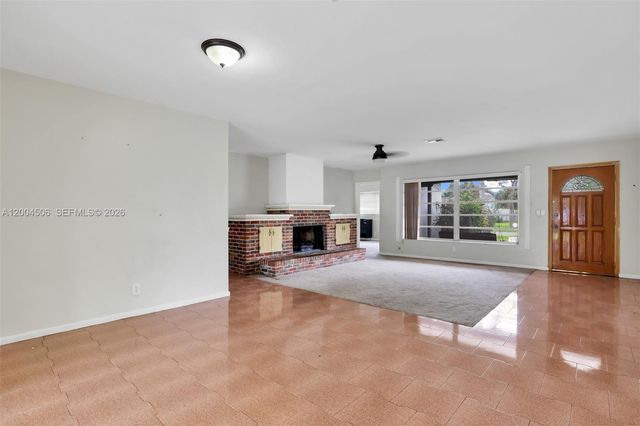 4201 Mckinley St, Hollywood, FL 33021