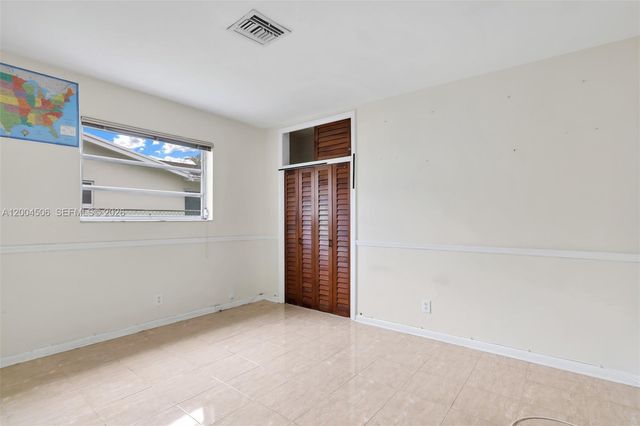4201 Mckinley St, Hollywood, FL 33021
