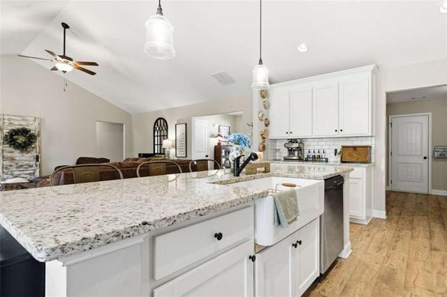 189 Marie Court, Bethlehem, GA 30620