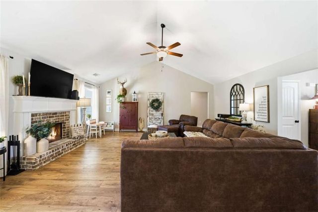 189 Marie Court, Bethlehem, GA 30620