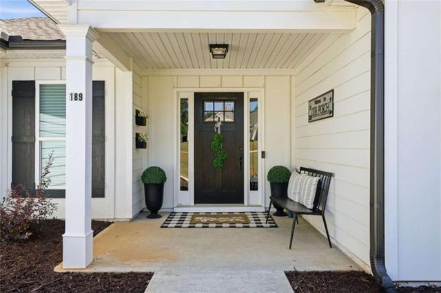 189 Marie Court, Bethlehem, GA 30620