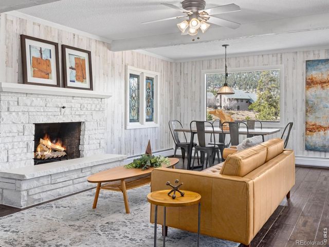 1352 Alpenglow Lane, Estes Park, CO 80517