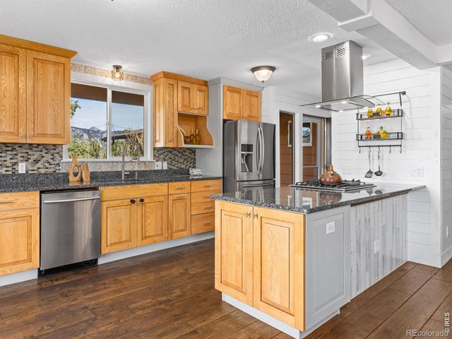 1352 Alpenglow Lane, Estes Park, CO 80517