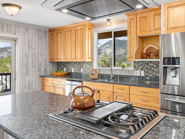 1352 Alpenglow Lane, Estes Park, CO 80517