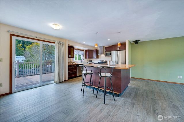 20125 NE Second Avenue, Poulsbo, WA 98370