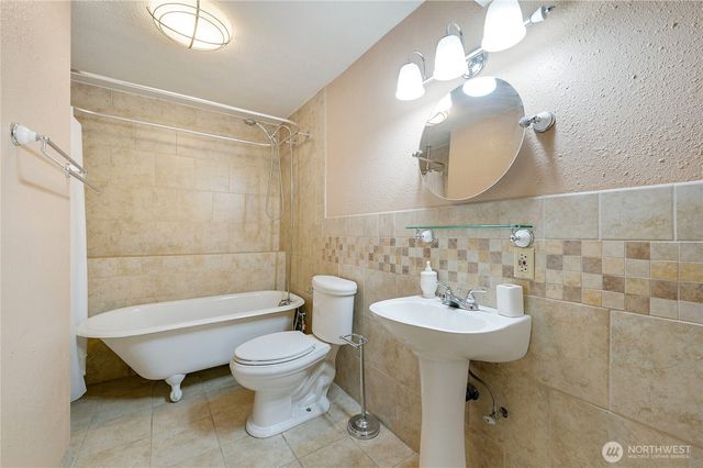 20125 NE Second Avenue, Poulsbo, WA 98370