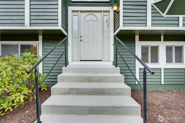 20125 NE Second Avenue, Poulsbo, WA 98370