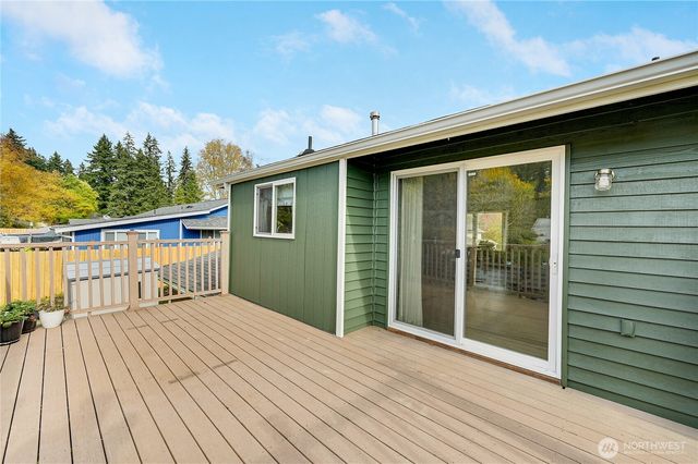 20125 NE Second Avenue, Poulsbo, WA 98370