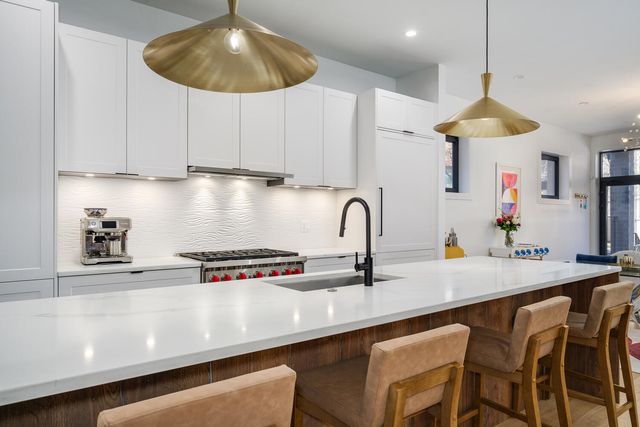 1528 N Elk Grove Avenue 1, Chicago, IL 60622