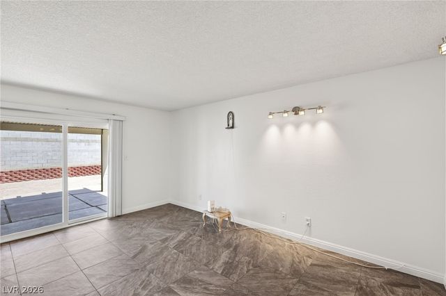 5374 Latigo Street, Las Vegas, NV 89119