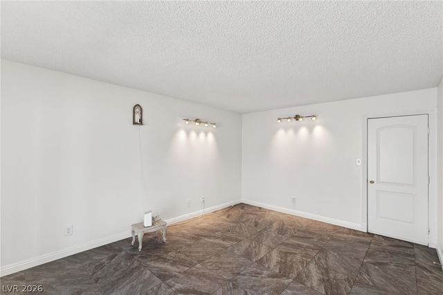 5374 Latigo Street, Las Vegas, NV 89119